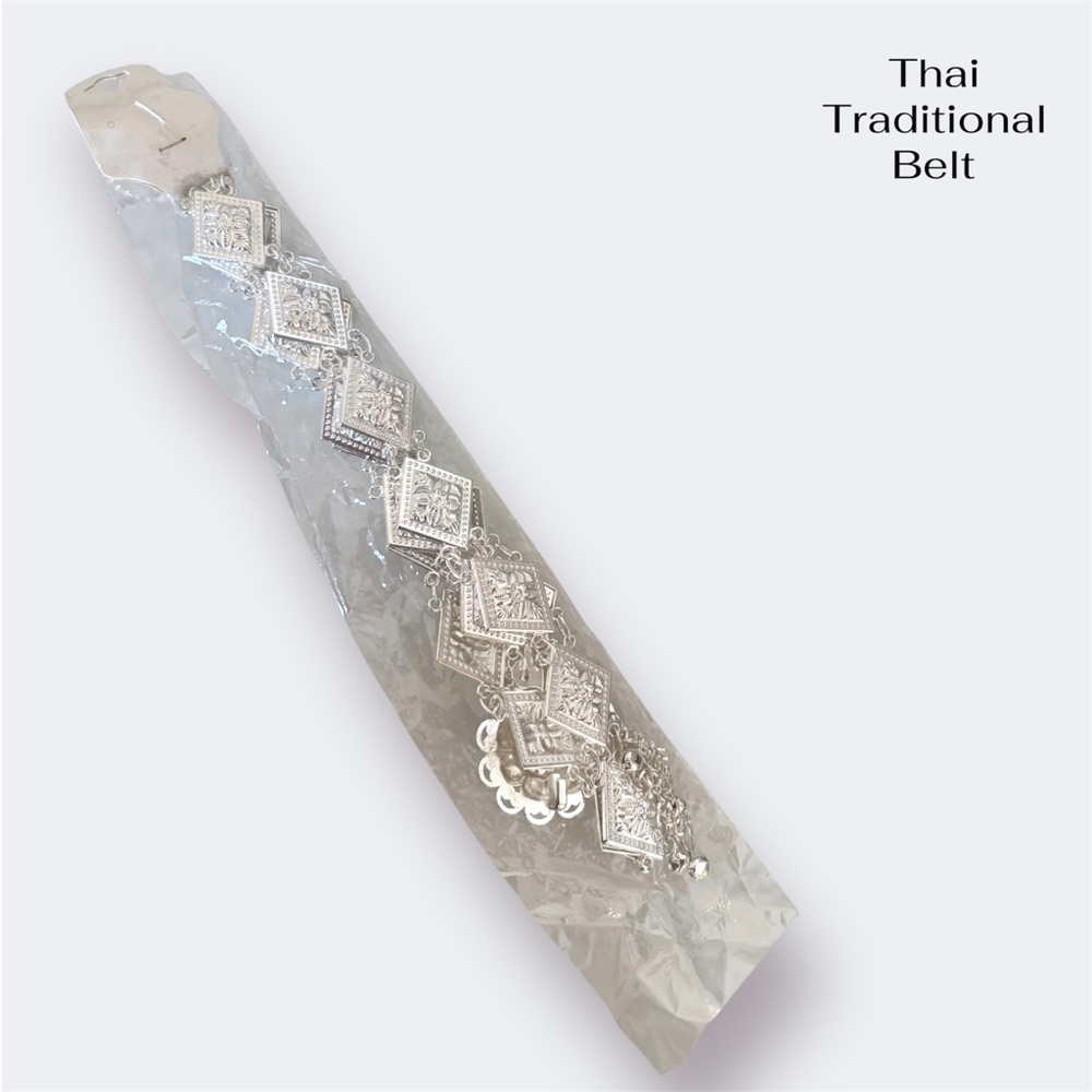 Silver Plated Traditional Thai Belt (chut thai) - Picture 6 of 6